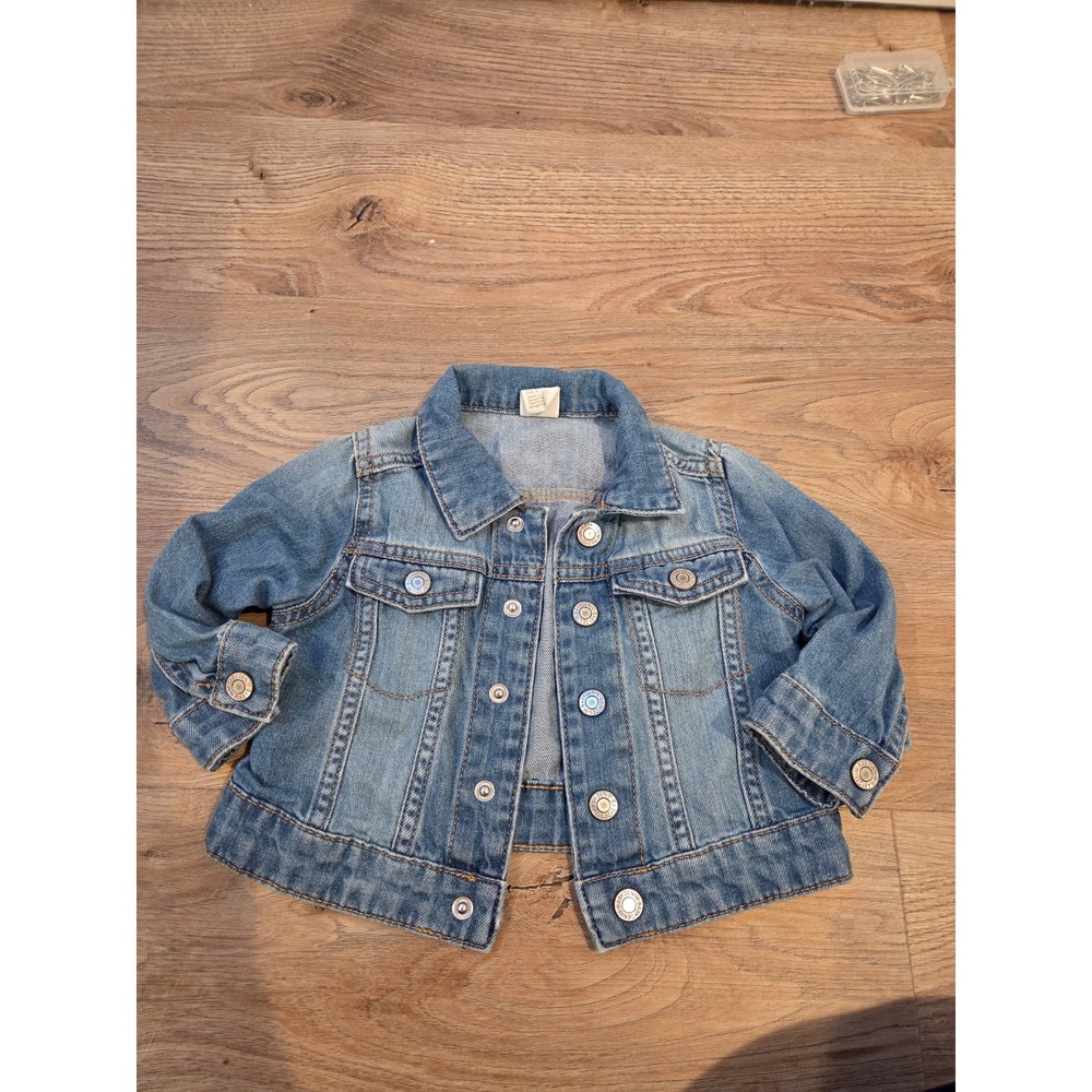 H&m baby girl jacket 6 mos